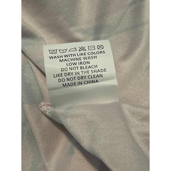 NWOT Women's Plus Size Tank Top Blouse V Neck Coral with Navy Print Size 2XL - Picture 4 of 5